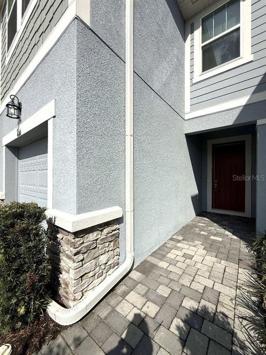 For Sale: $339,000 (3 beds, 2 baths, 1667 Square Feet)