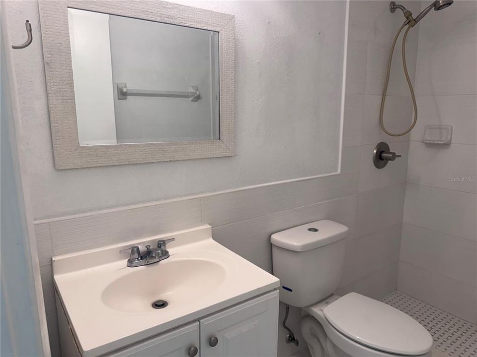 En Venta: $385,000 (2 camas, 2 baños, 1110 Pies cuadrados)