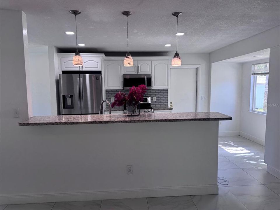 En Venta: $385,000 (2 camas, 2 baños, 1110 Pies cuadrados)