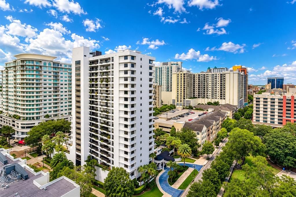 На продажу: $249,900 (2 спален, 2 ванн, 1390 Квадратных фут)