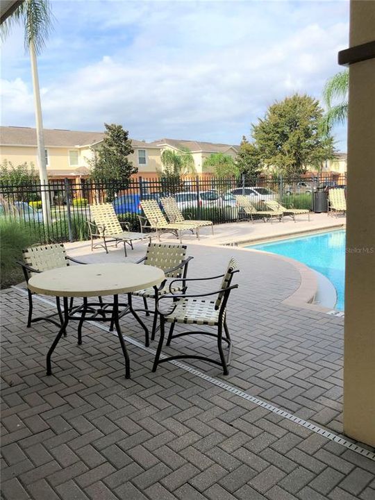 For Rent: $2,200 (4 beds, 3 baths, 1479 Square Feet)
