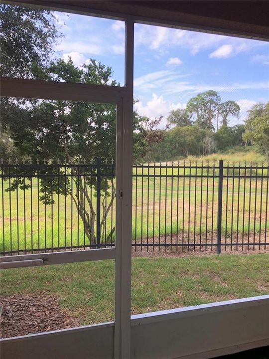 For Rent: $2,200 (4 beds, 3 baths, 1479 Square Feet)