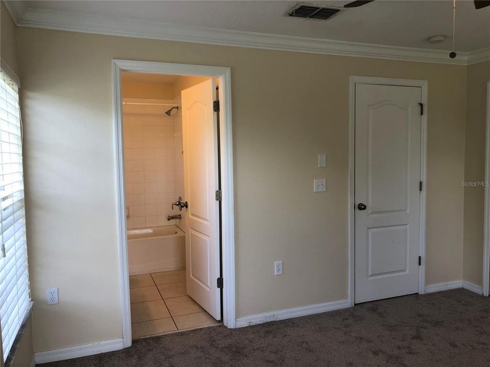 For Rent: $2,200 (4 beds, 3 baths, 1479 Square Feet)