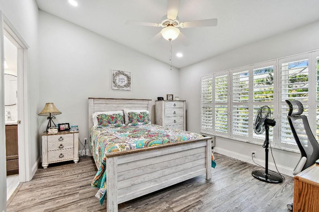 For Sale: $255,000 (2 beds, 0 baths, 1325 Square Feet)