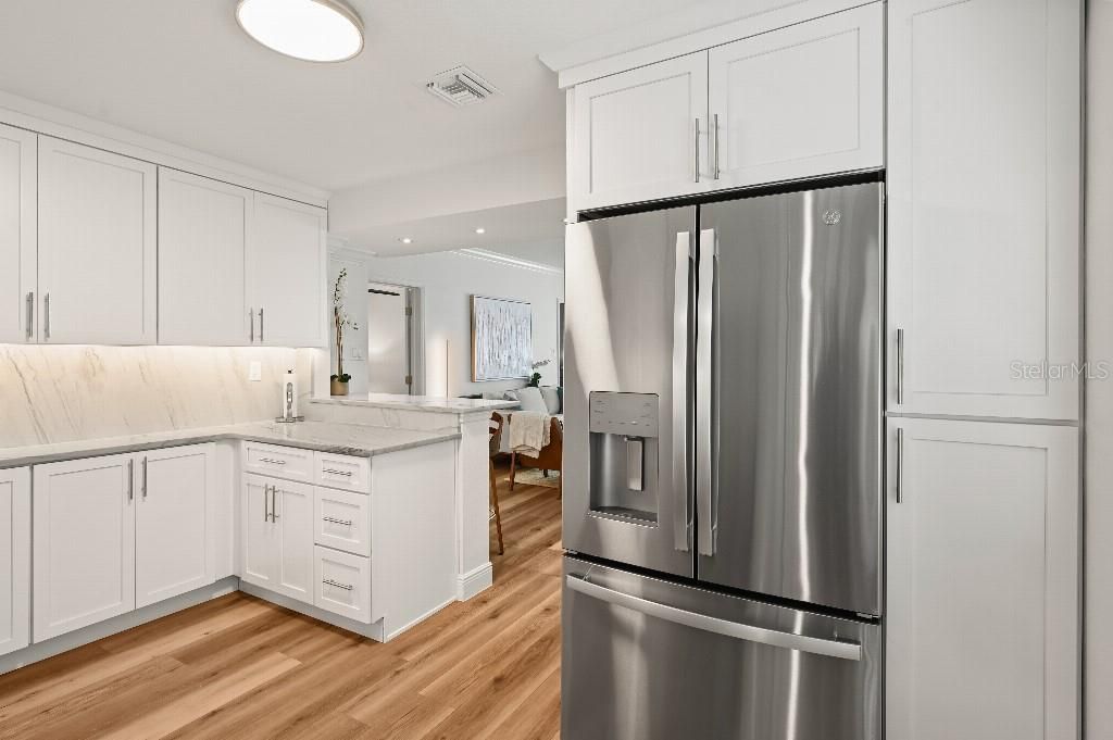 На продажу: $699,990 (3 спален, 3 ванн, 1344 Квадратных фут)