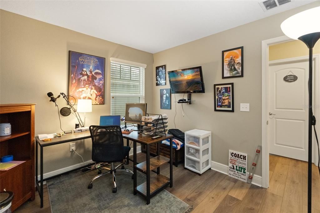 For Sale: $875,000 (5 beds, 3 baths, 2731 Square Feet)