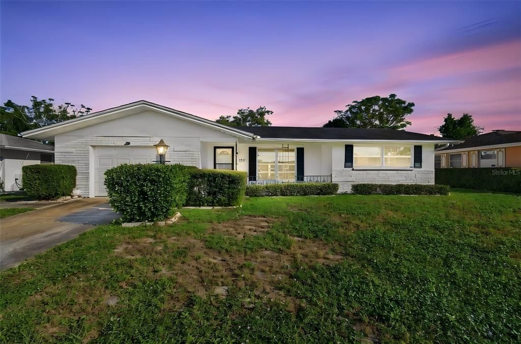 En Venta: $205,900 (2 camas, 2 baños, 1140 Pies cuadrados)