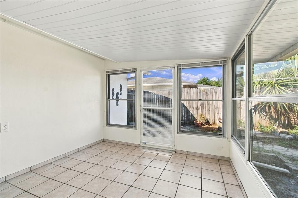 En Venta: $205,900 (2 camas, 2 baños, 1140 Pies cuadrados)
