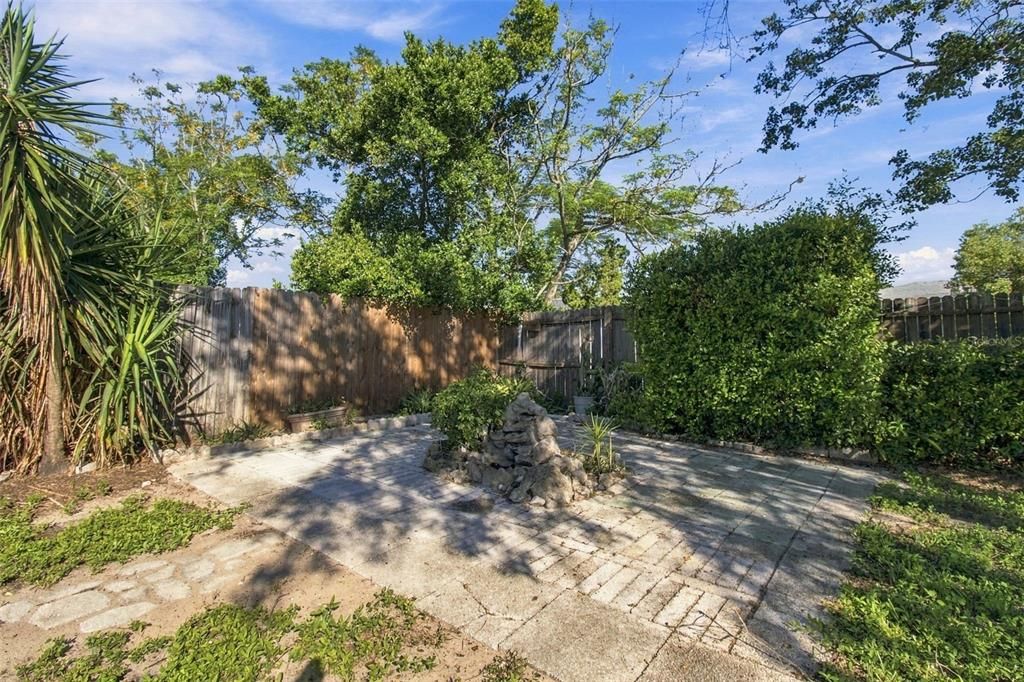 En Venta: $205,900 (2 camas, 2 baños, 1140 Pies cuadrados)