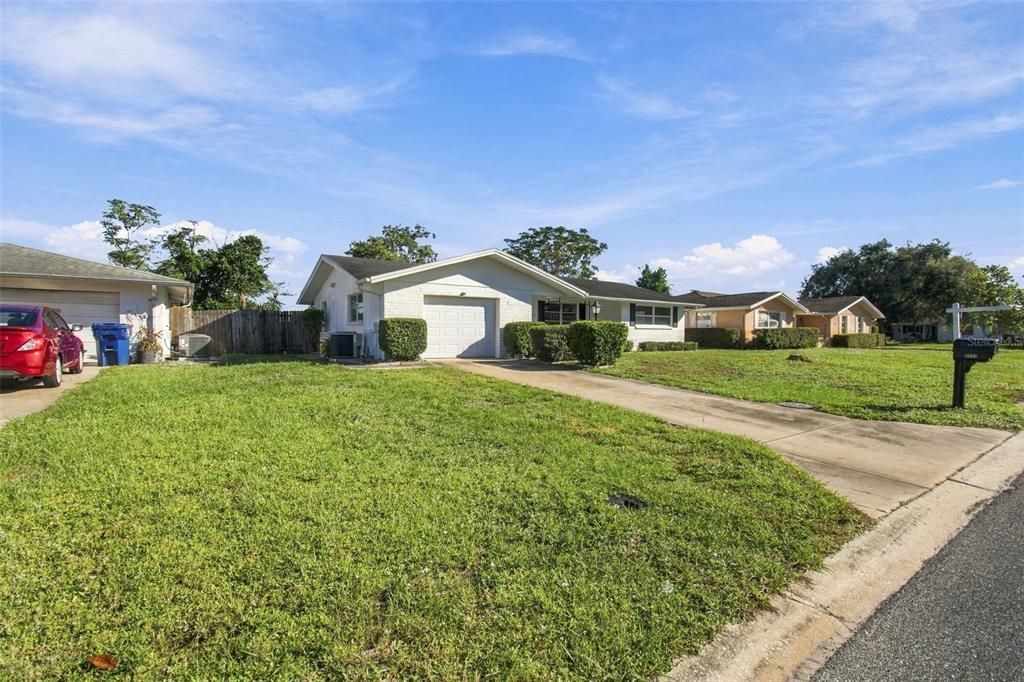 En Venta: $205,900 (2 camas, 2 baños, 1140 Pies cuadrados)