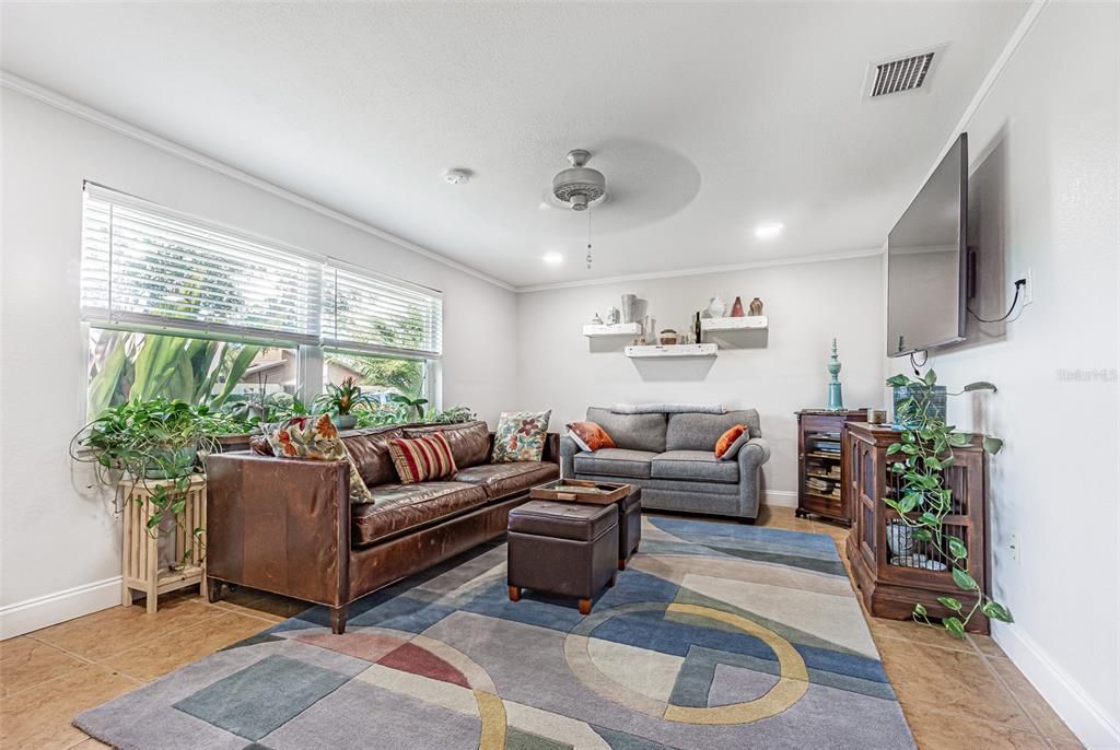 For Sale: $674,900 (4 beds, 3 baths, 1887 Square Feet)