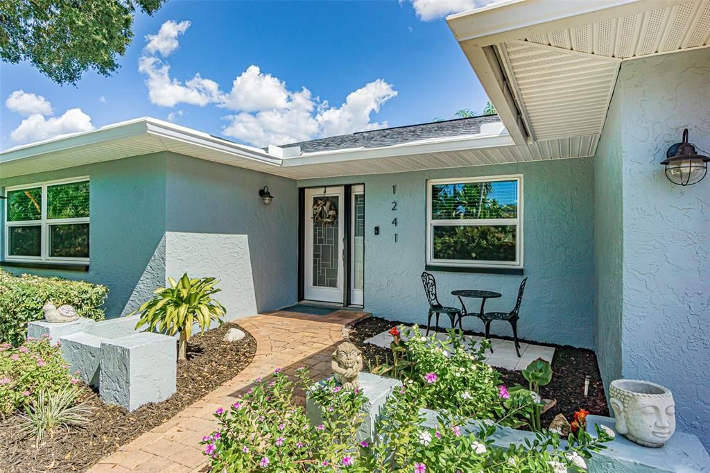 For Sale: $674,900 (4 beds, 3 baths, 1887 Square Feet)