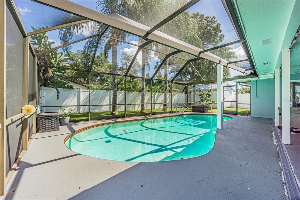 For Sale: $674,900 (4 beds, 3 baths, 1887 Square Feet)