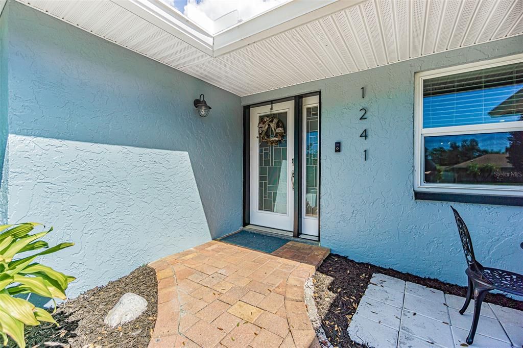 For Sale: $674,900 (4 beds, 3 baths, 1887 Square Feet)
