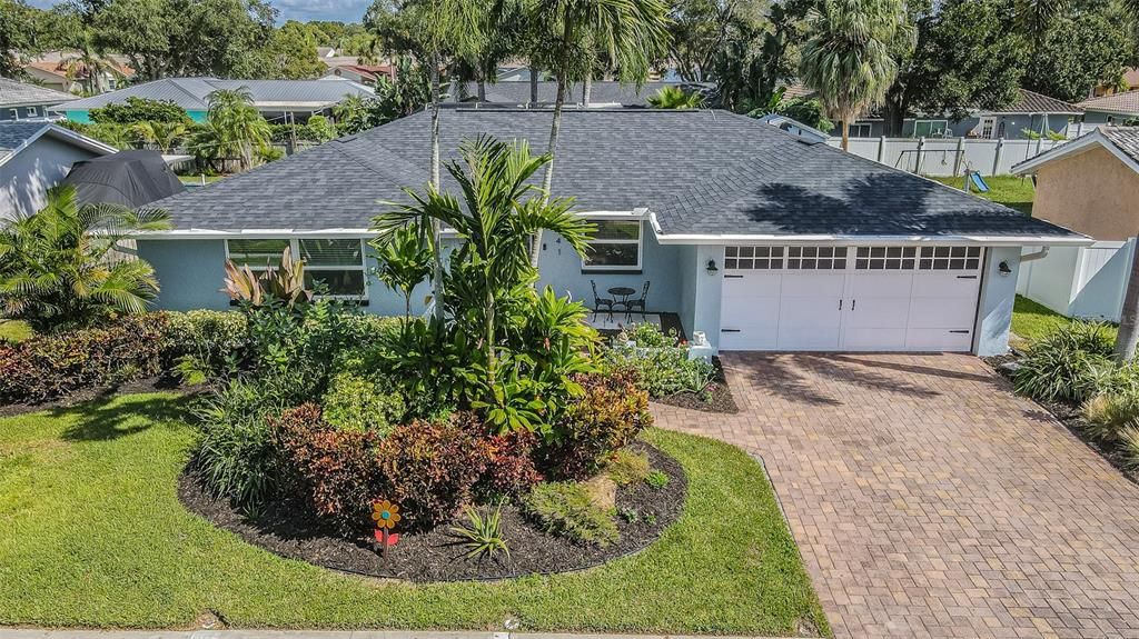 For Sale: $674,900 (4 beds, 3 baths, 1887 Square Feet)