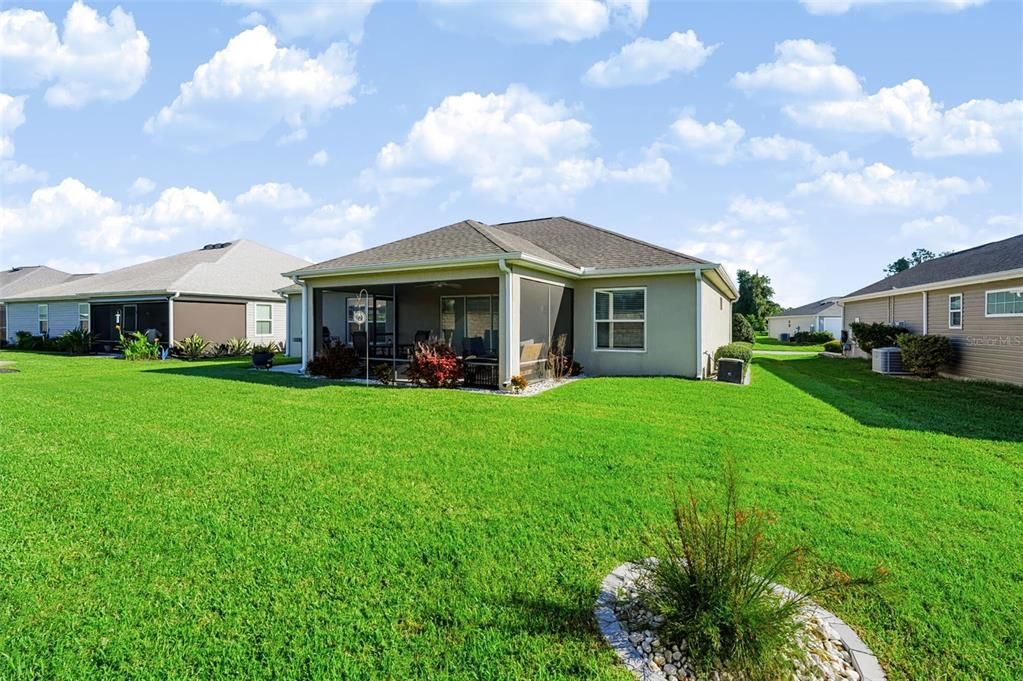 For Sale: $424,500 (3 beds, 2 baths, 1569 Square Feet)