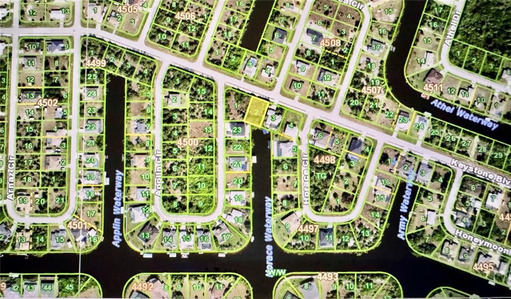 待售: $74,900 (0.24 acres)