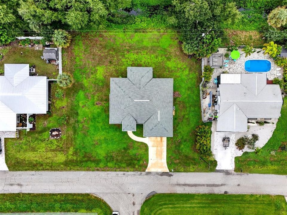 For Sale: $449,900 (3 beds, 2 baths, 1572 Square Feet)