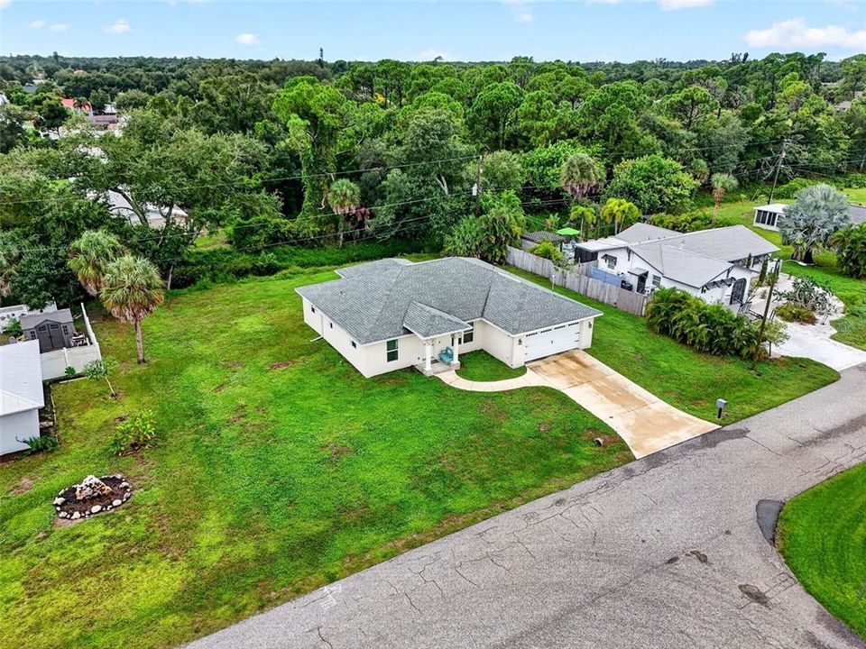 For Sale: $449,900 (3 beds, 2 baths, 1572 Square Feet)