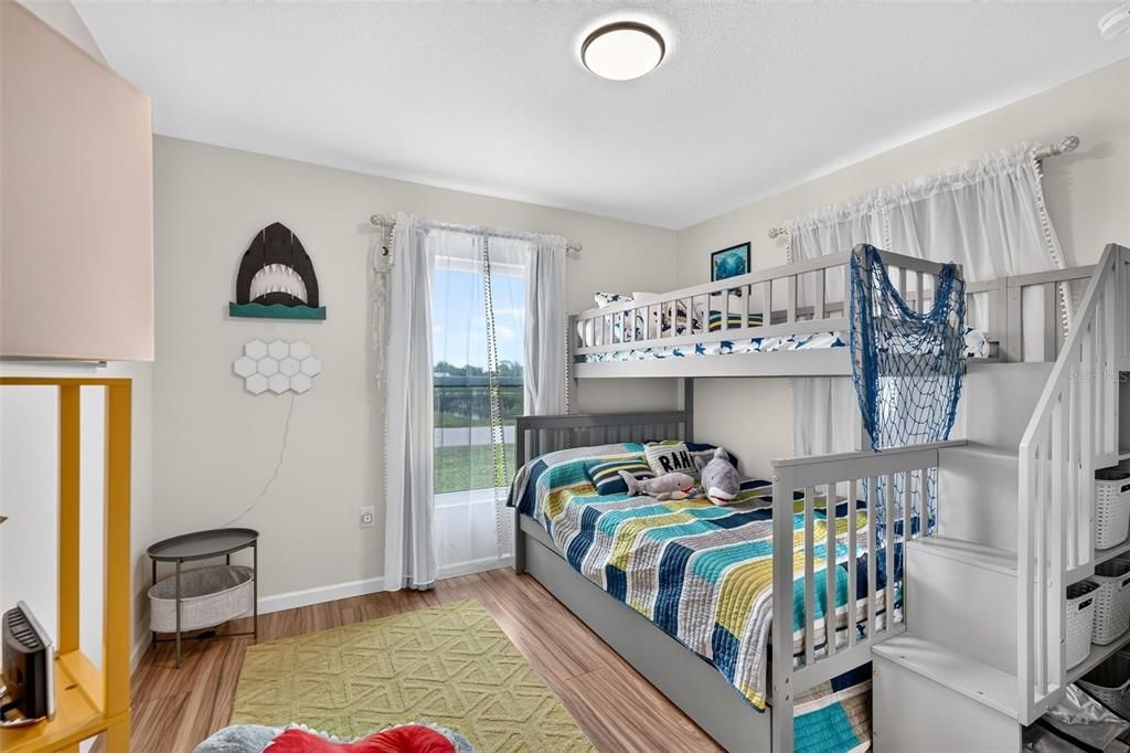For Sale: $449,900 (3 beds, 2 baths, 1572 Square Feet)