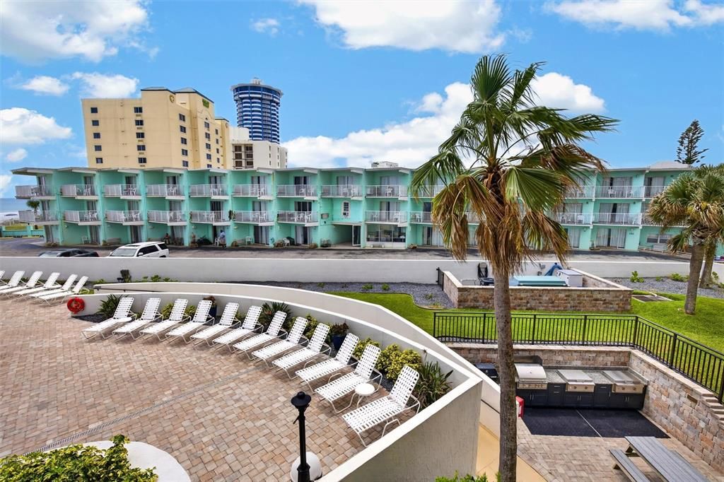 En Venta: $379,900 (2 camas, 2 baños, 1561 Pies cuadrados)