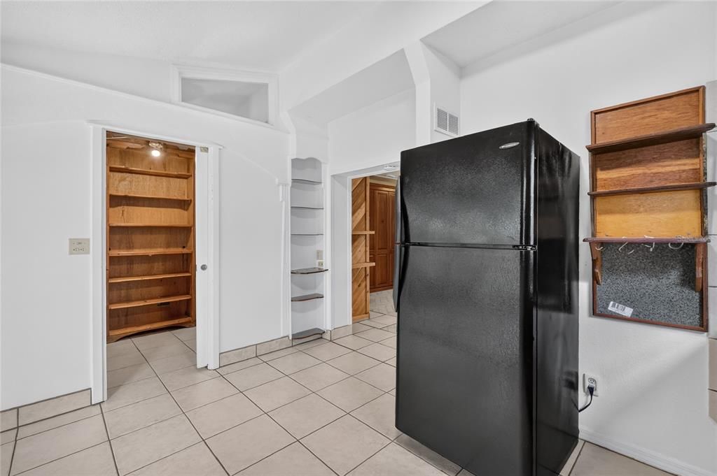 На продажу: $575,000 (4 спален, 3 ванн, 2159 Квадратных фут)