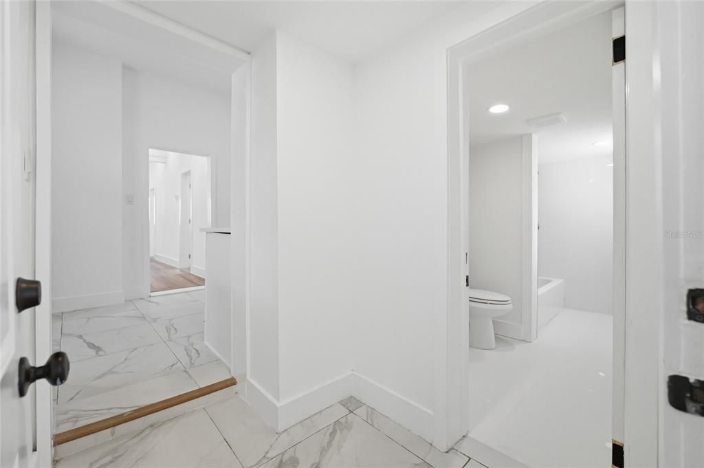 В аренду: $2,600 (3 спален, 1 ванн, 992 Квадратных фут)