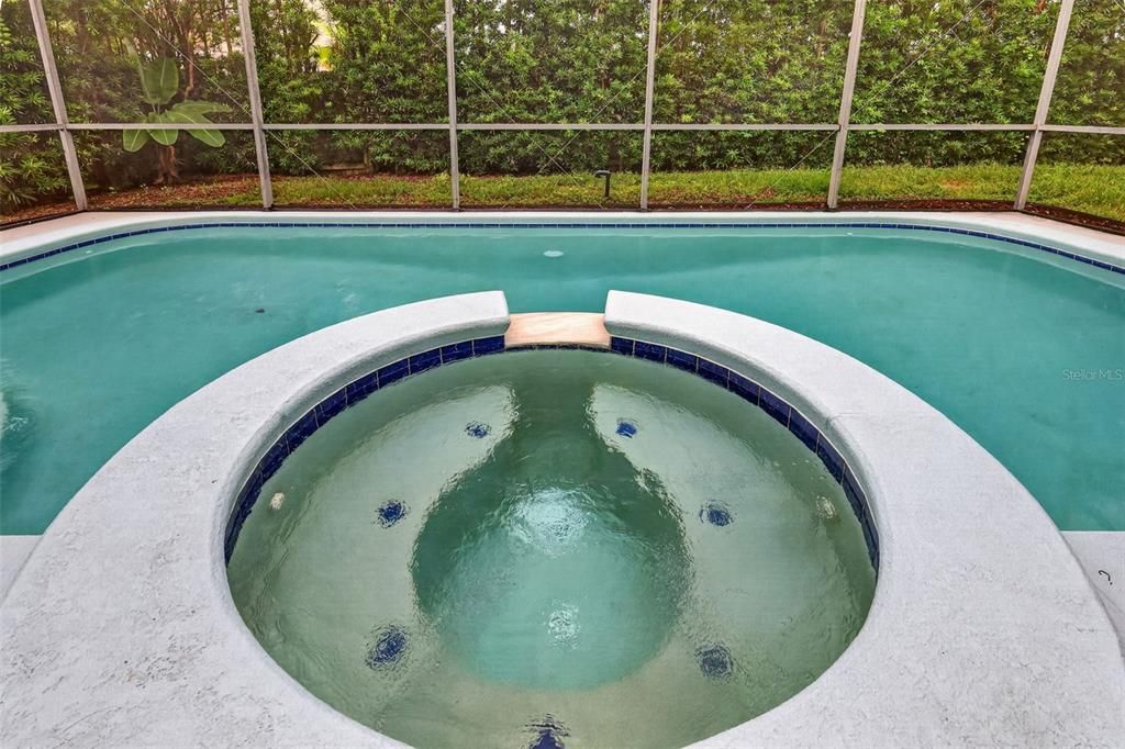 En Venta: $639,000 (4 camas, 3 baños, 2818 Pies cuadrados)