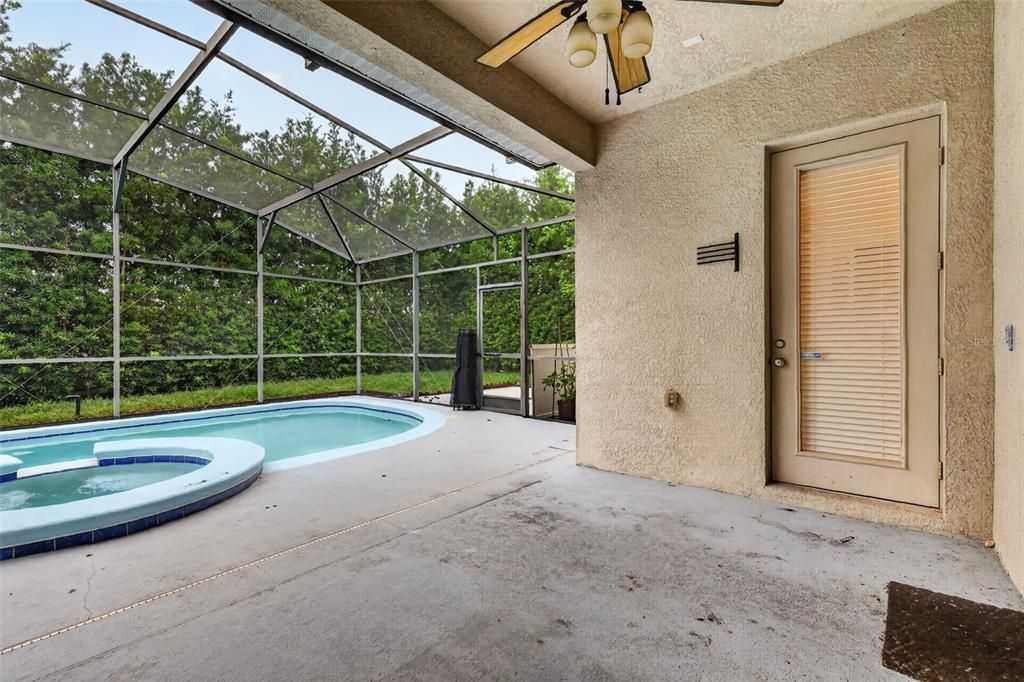 En Venta: $639,000 (4 camas, 3 baños, 2818 Pies cuadrados)