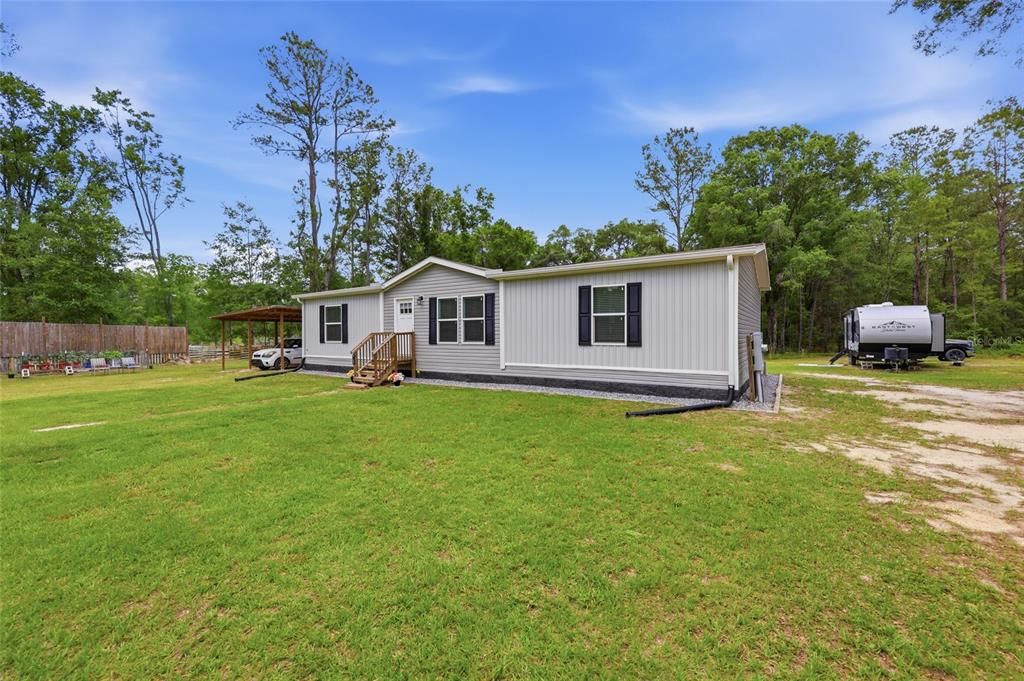 For Sale: $268,500 (3 beds, 2 baths, 1512 Square Feet)