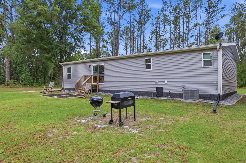 For Sale: $268,500 (3 beds, 2 baths, 1512 Square Feet)