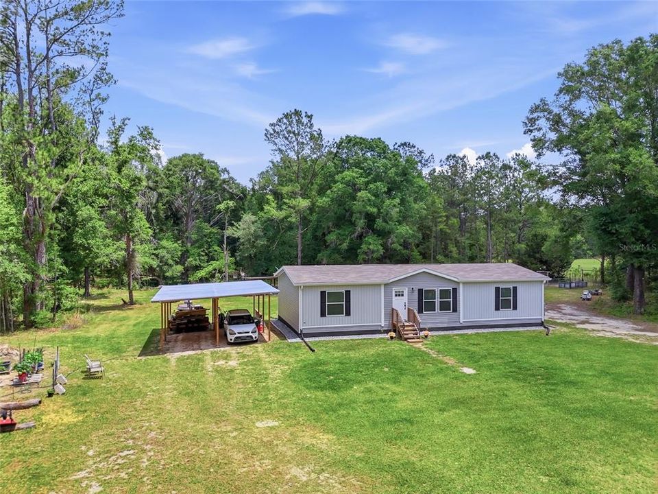 For Sale: $268,500 (3 beds, 2 baths, 1512 Square Feet)