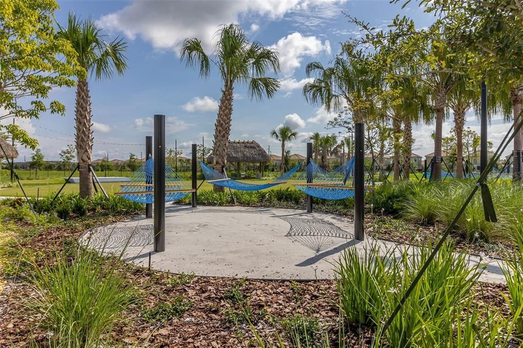 For Sale: $390,000 (4 beds, 3 baths, 1914 Square Feet)