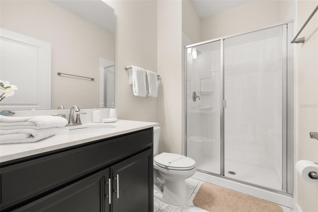 For Sale: $390,000 (4 beds, 3 baths, 1914 Square Feet)