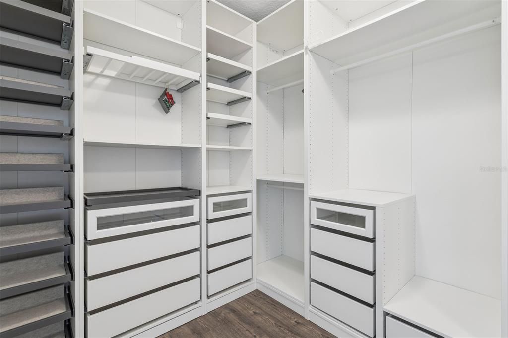 For Rent: $4,150 (3 beds, 2 baths, 2585 Square Feet)
