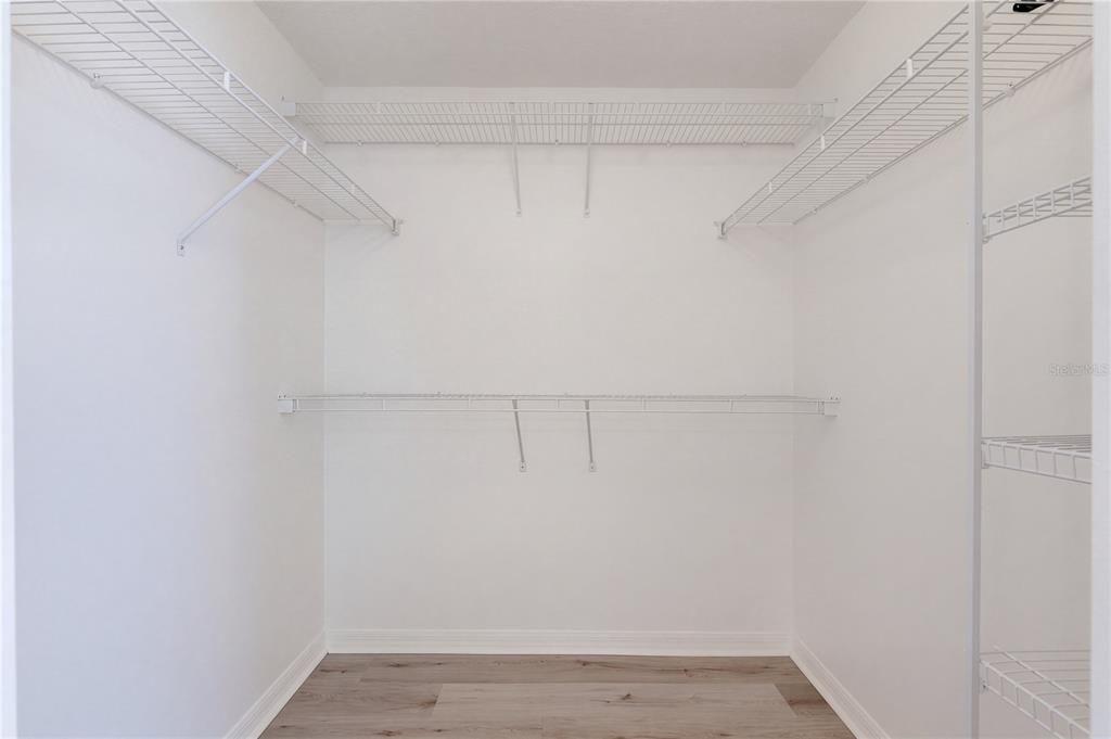 На продажу: $425,000 (3 спален, 2 ванн, 1865 Квадратных фут)