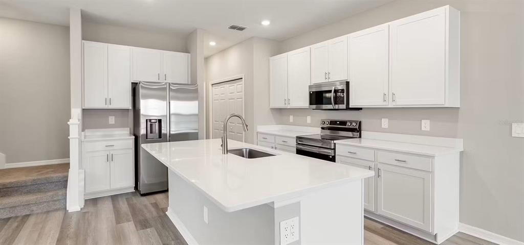 En Venta: $365,775 (3 camas, 2 baños, 1946 Pies cuadrados)