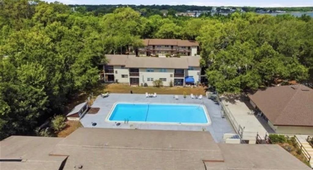 For Rent: $2,375 (2 beds, 1 baths, 840 Square Feet)