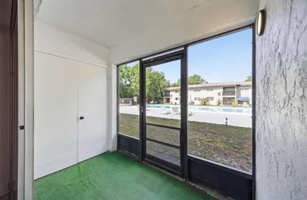 For Rent: $2,375 (2 beds, 1 baths, 840 Square Feet)