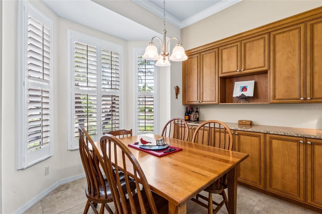 For Sale: $480,000 (3 beds, 2 baths, 2215 Square Feet)
