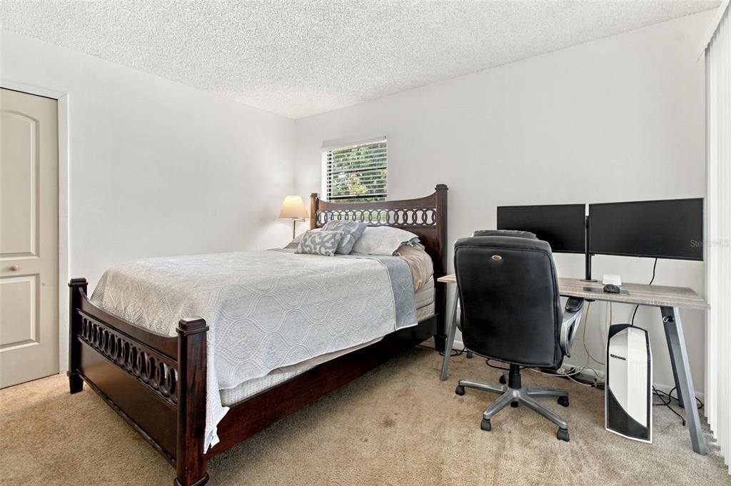 For Sale: $265,000 (2 beds, 2 baths, 1115 Square Feet)