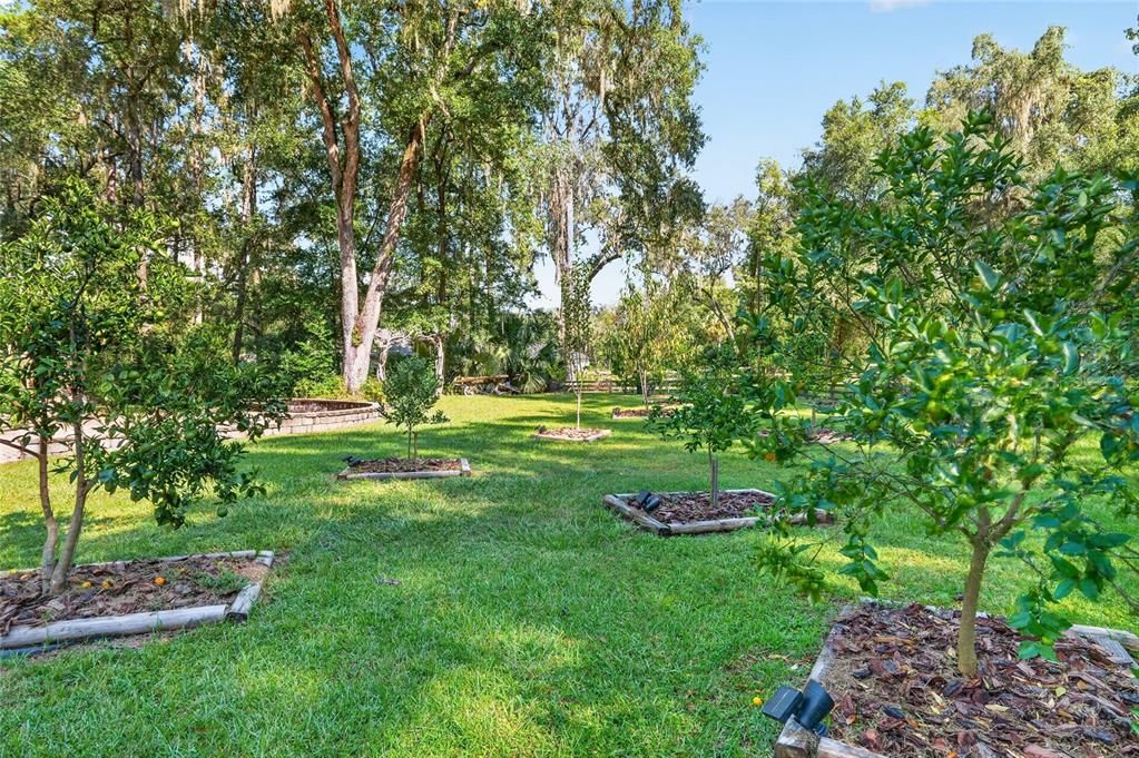 En Venta: $865,000 (3 camas, 2 baños, 2475 Pies cuadrados)