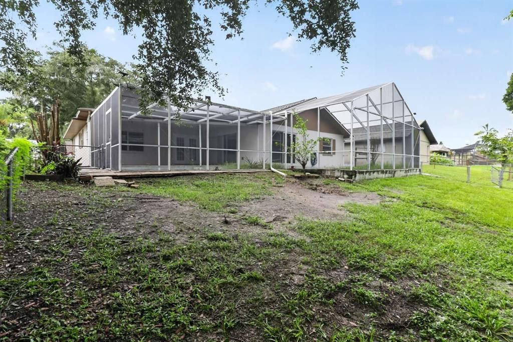 На продажу: $349,000 (3 спален, 2 ванн, 1701 Квадратных фут)