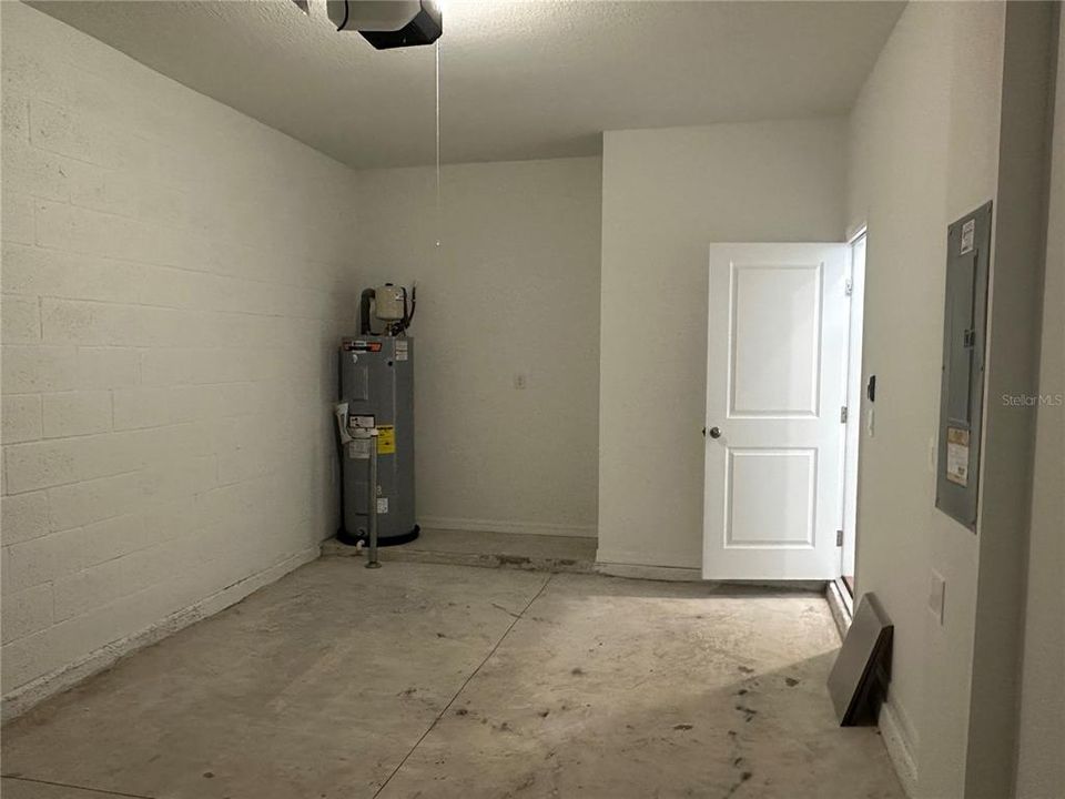 En Renta: $2,050 (3 camas, 2 baños, 1673 Pies cuadrados)