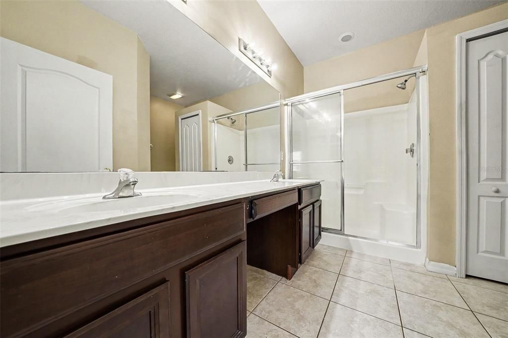 En Venta: $414,999 (3 camas, 2 baños, 1640 Pies cuadrados)