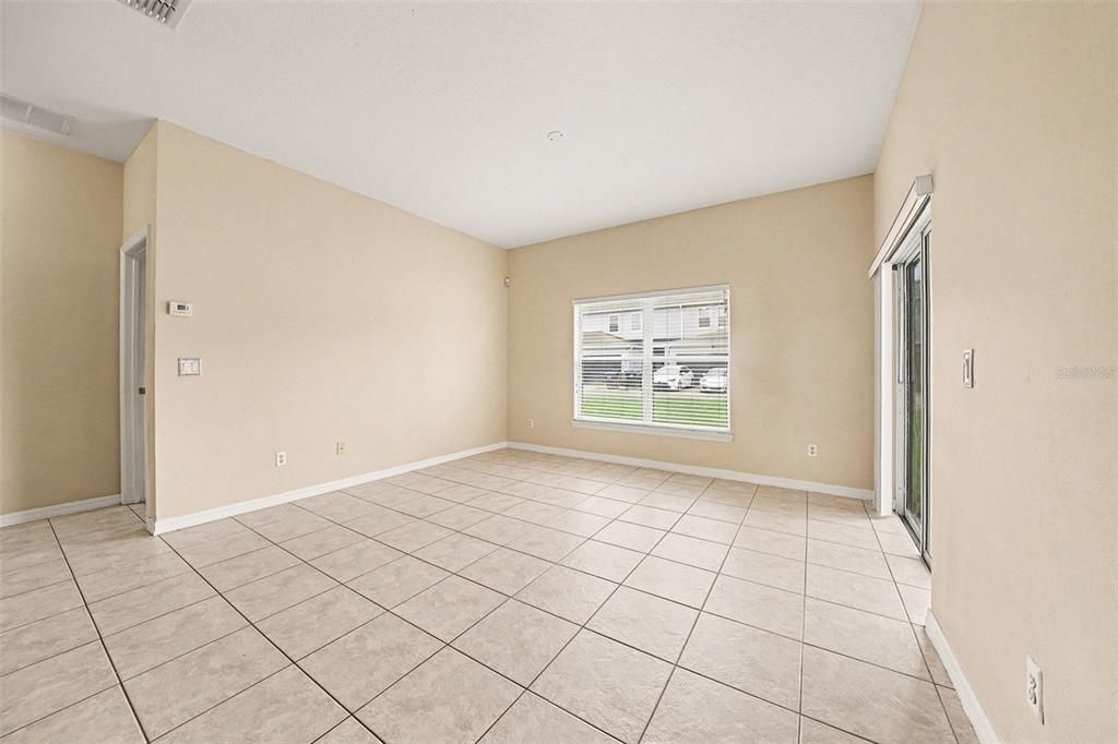 En Venta: $414,999 (3 camas, 2 baños, 1640 Pies cuadrados)