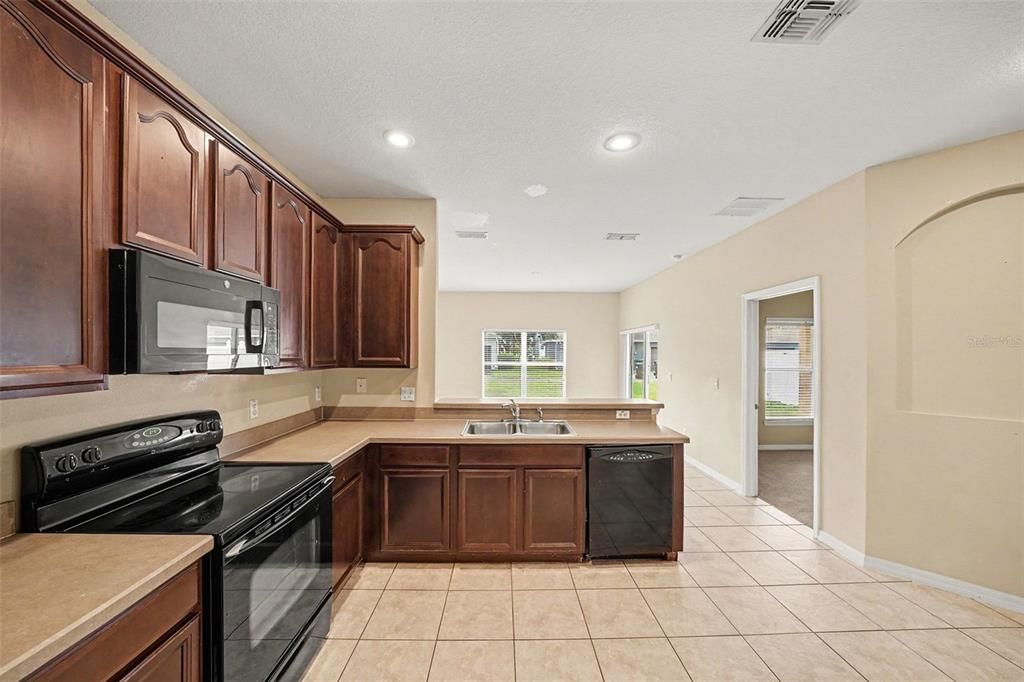 En Venta: $414,999 (3 camas, 2 baños, 1640 Pies cuadrados)