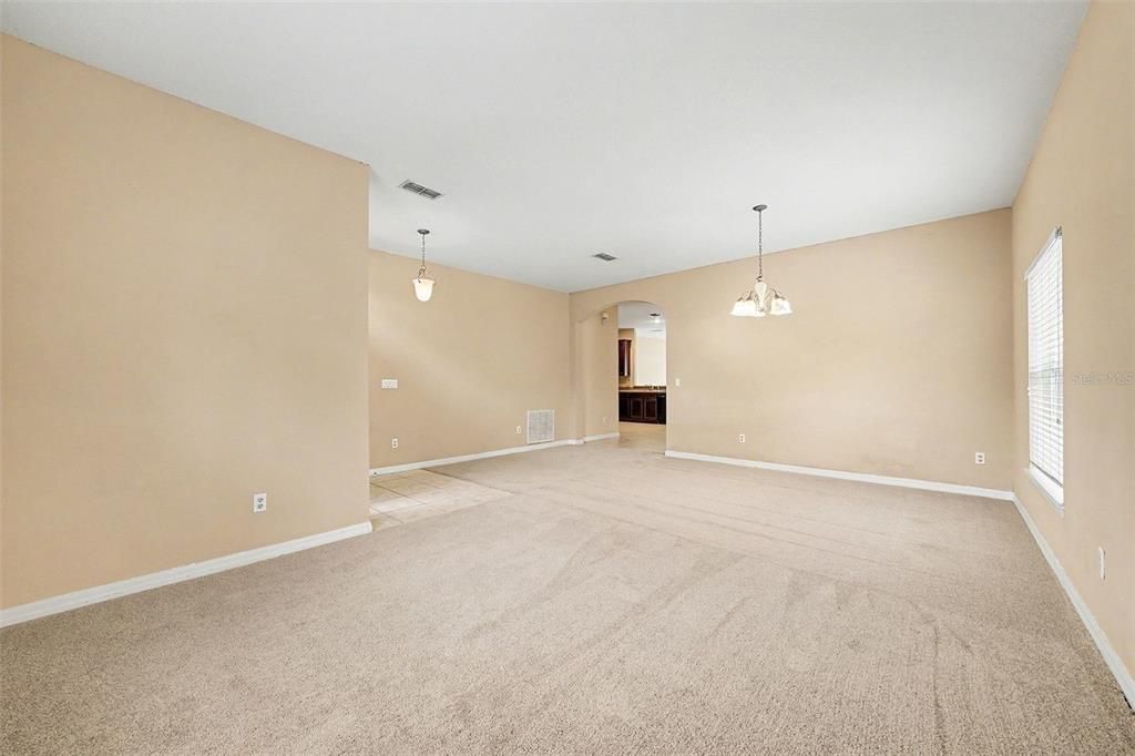 En Venta: $414,999 (3 camas, 2 baños, 1640 Pies cuadrados)