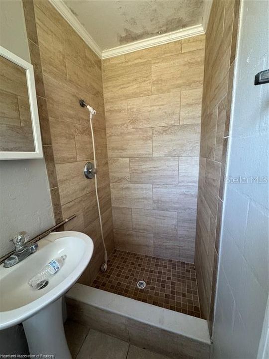 В аренду: $800 (1 спален, 1 ванн, 440 Квадратных фут)