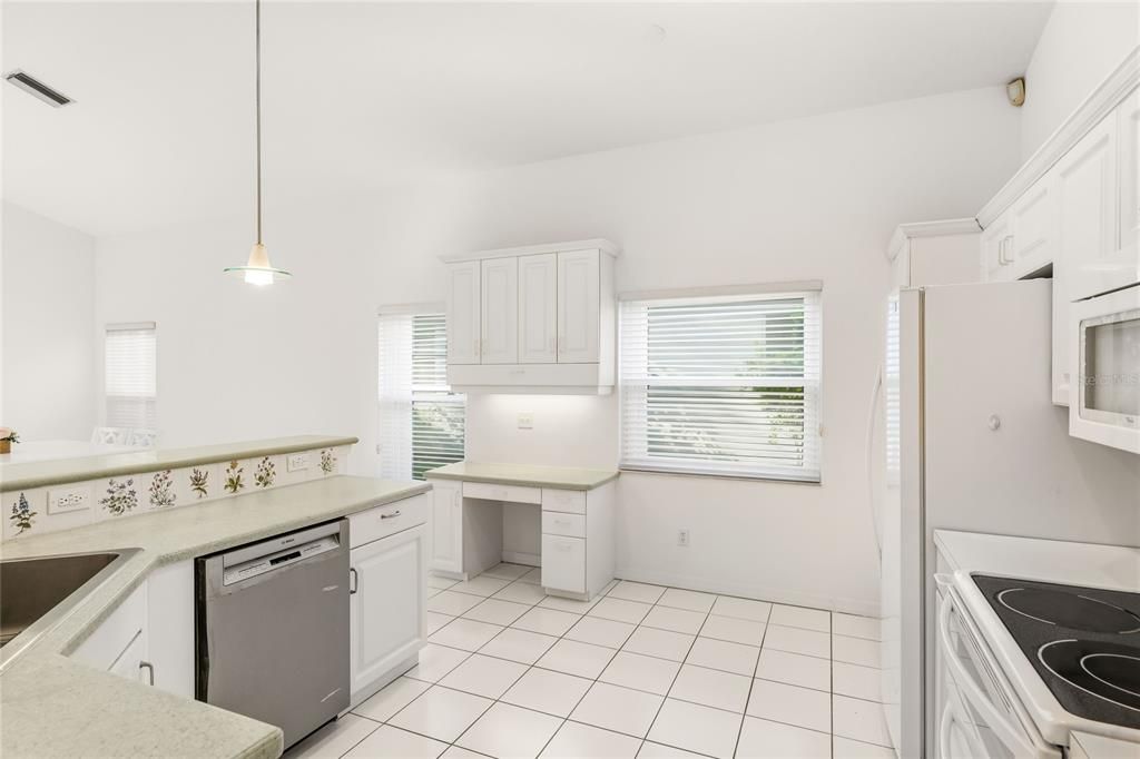 En Venta: $425,000 (3 camas, 2 baños, 1664 Pies cuadrados)